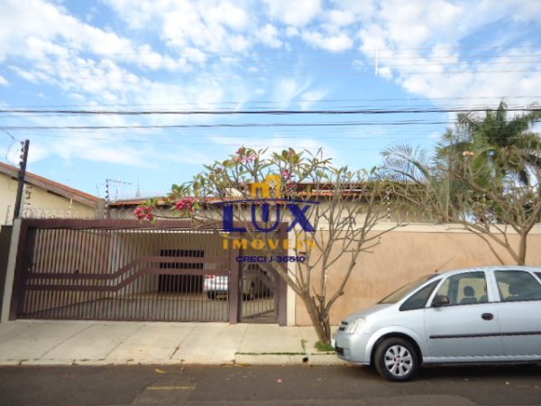 Casa – Jardim Universitário (Venda)